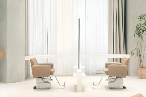 Кресло с защитой от зажима волос и зазорами