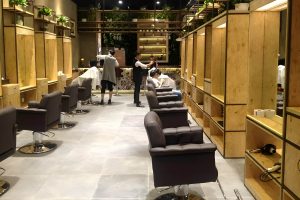 Кресло 162 с системой регулировки высоты для профессиональных мастеров