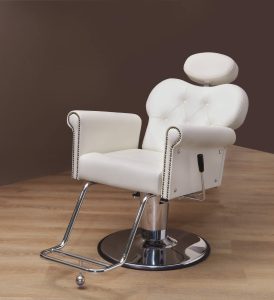 Кресло CREAM в положении для процедур